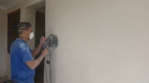 ¿Cómo preparar las paredes antes de pintar?